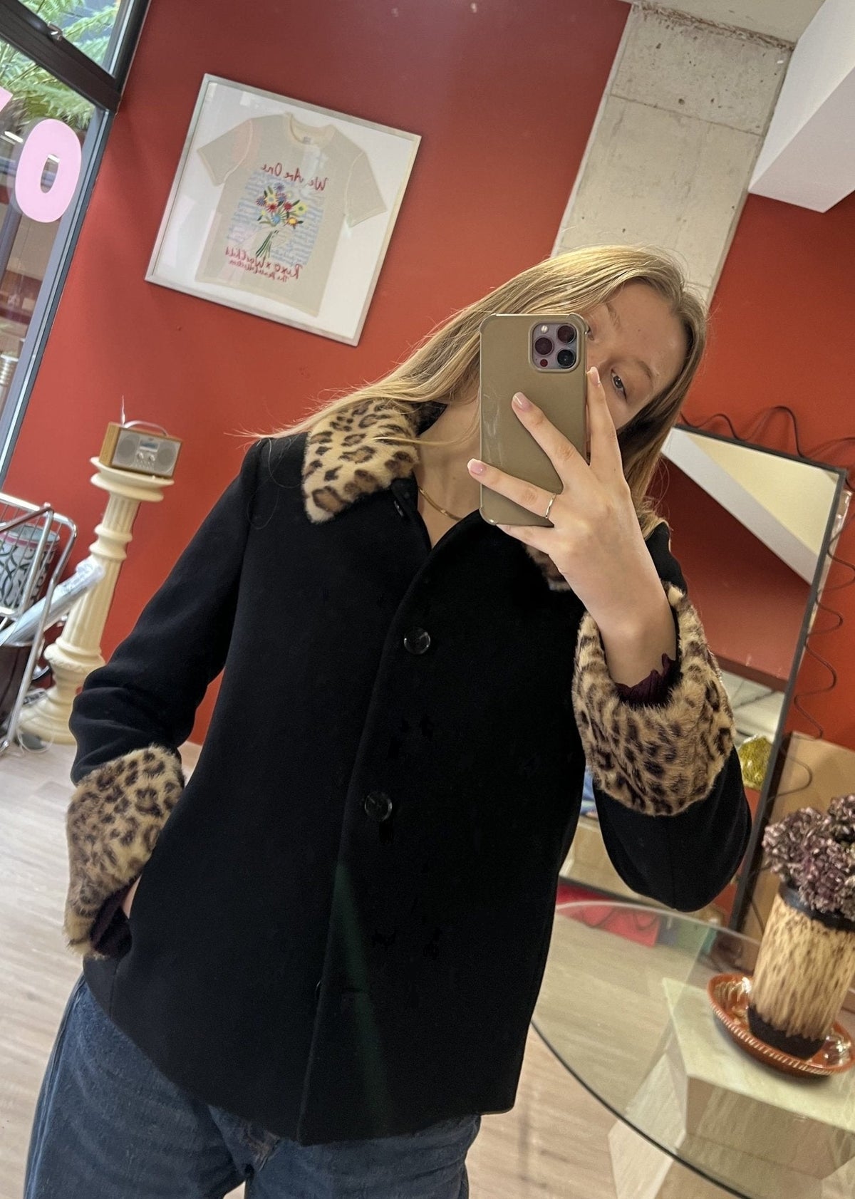 Chaqueta abotonada Laura con estampado de leopardo y pelo sintético