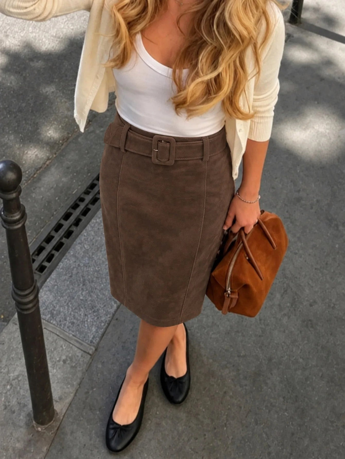 SOKYND Ellie Belted Faux Suede Midi Skirt SkirtSOKYND-692311-BRO-L-27383BrownL