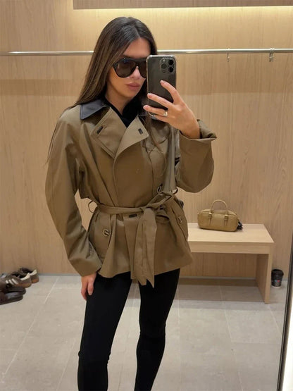 Trench-coat Hanna à col contrasté et ceinture