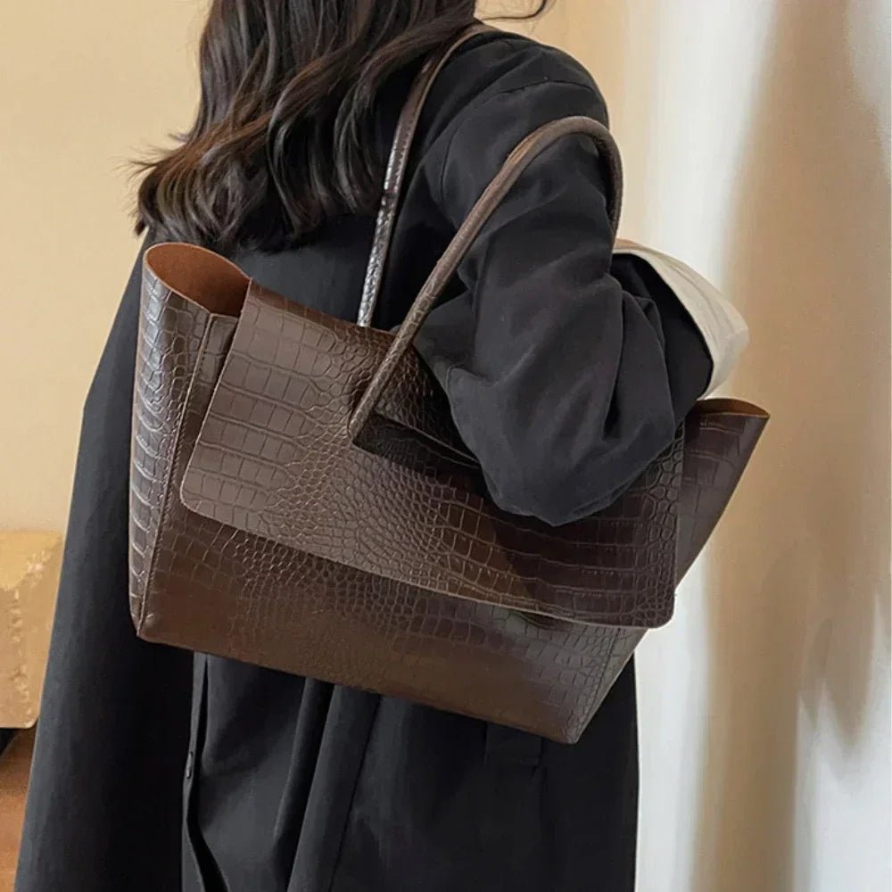 Anna Geprägte Leder-Tote