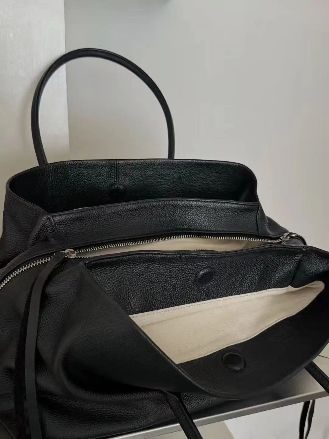 Jessica Schultertasche mit mehreren Fächern