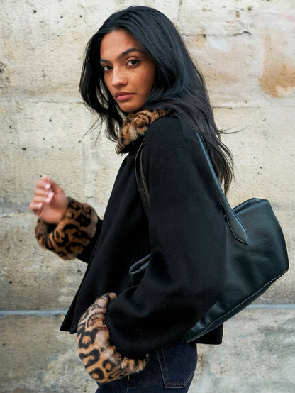 Veste boutonnée Laura en fausse fourrure imprimé léopard