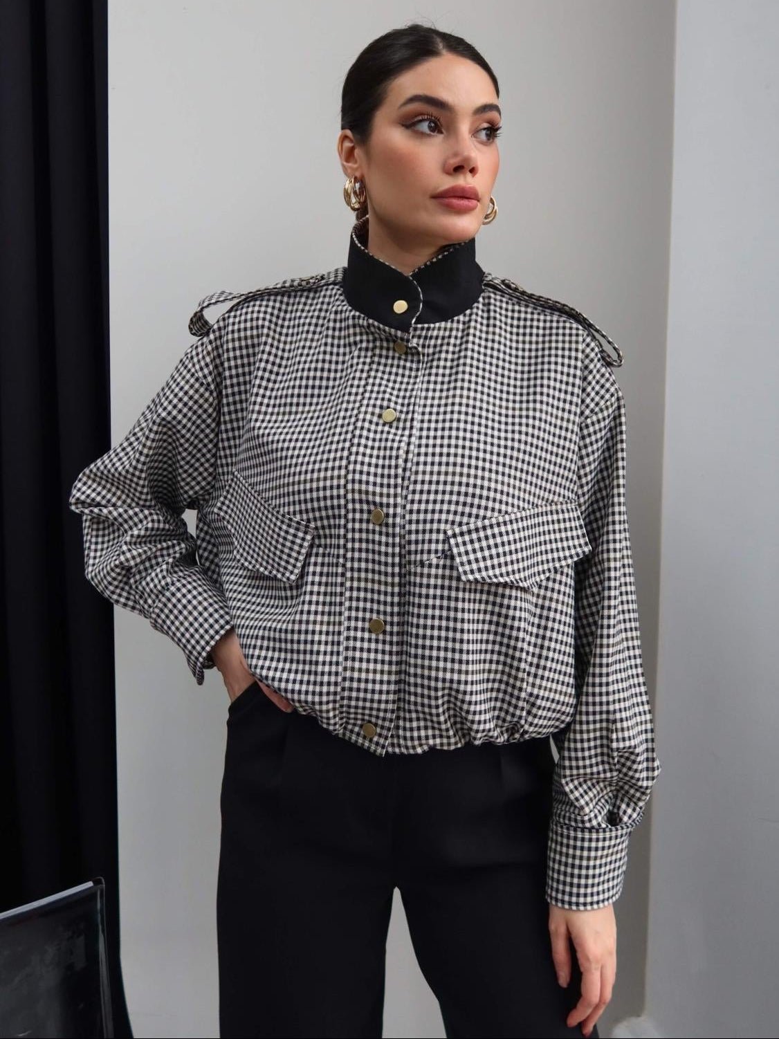 Emma Karo Bomberjacke mit hohem Kragen