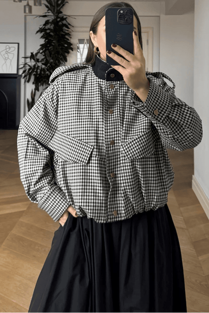 Emma Karo Bomberjacke mit hohem Kragen