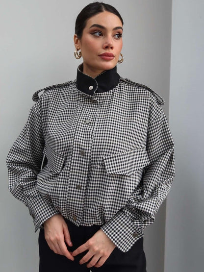 Emma Karo Bomberjacke mit hohem Kragen