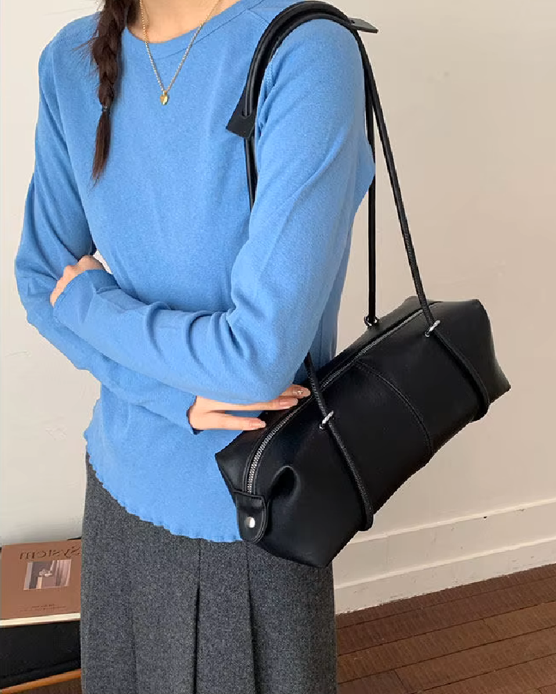 Sandra Boston Pillow Bag
