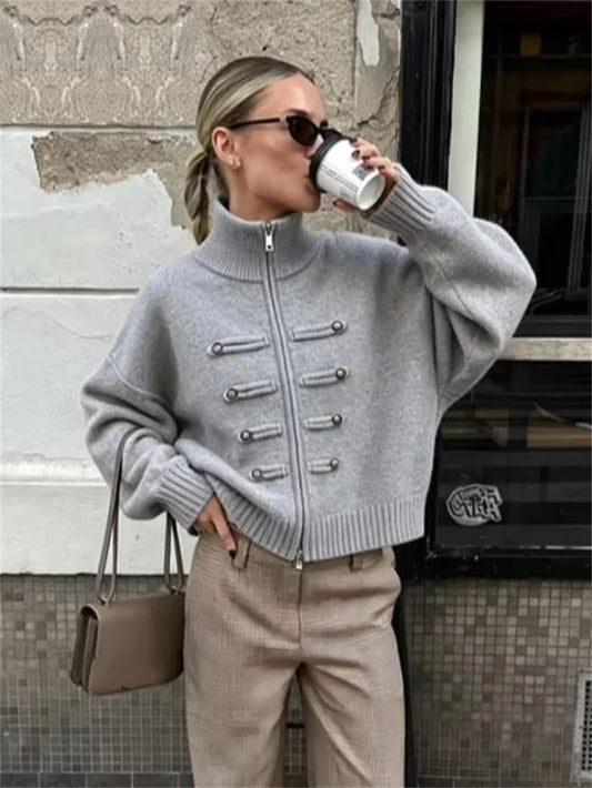 Cardigan Tricot com Fecho e Gola Alta Amelia