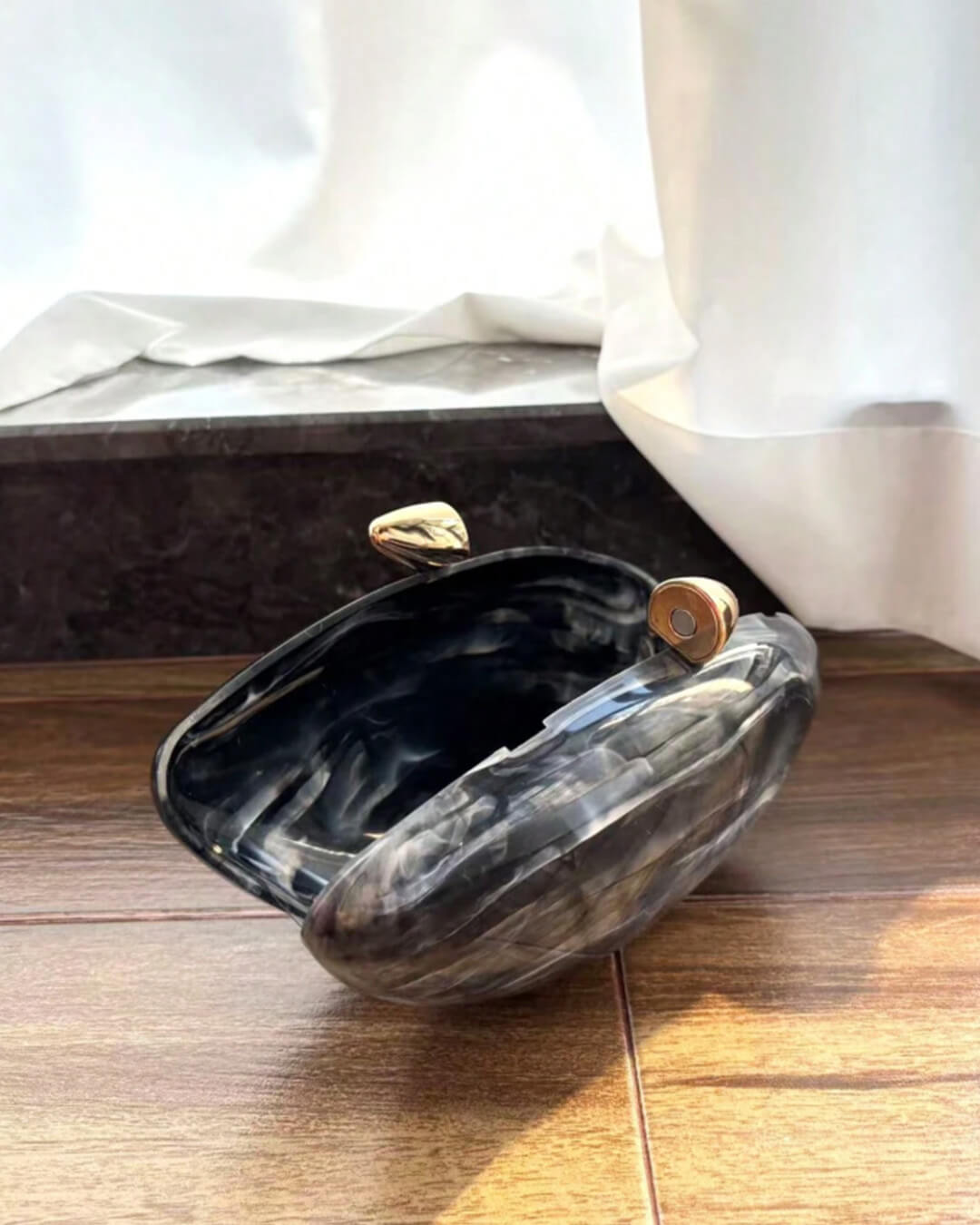 SOKYND Amy Shell Acrylic Clutch BagSOKYND-719639-BLA-OS-10519Black