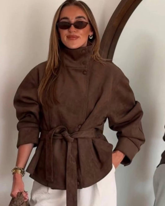 Trench Clara en Ante Sintético con Cuello Funnel