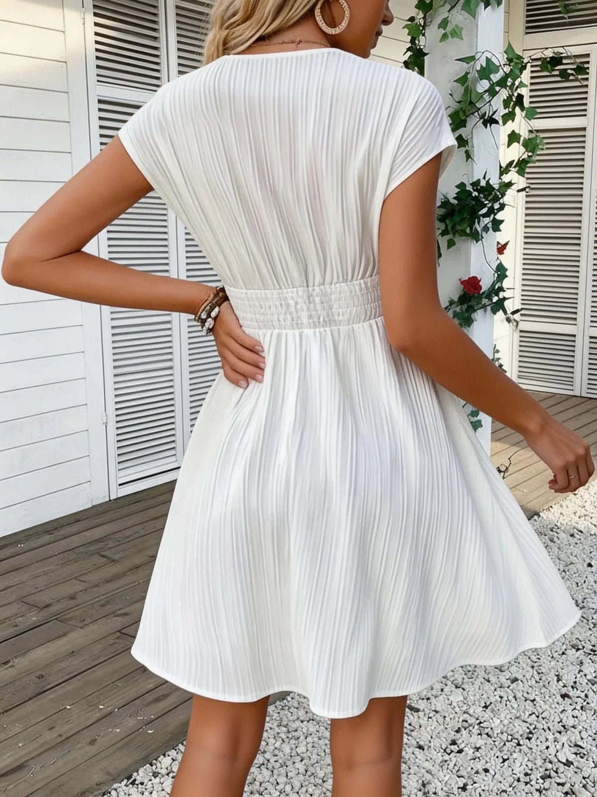 SOKYND Daniela French Lace V-Neck Fitted Dress DressesSOKYND-609175-DEF-S-01271S