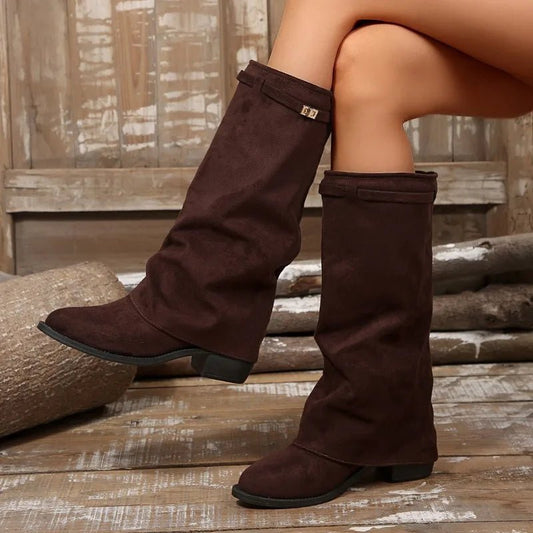 Esther Botas Altas até ao Joelho em Faux Suede