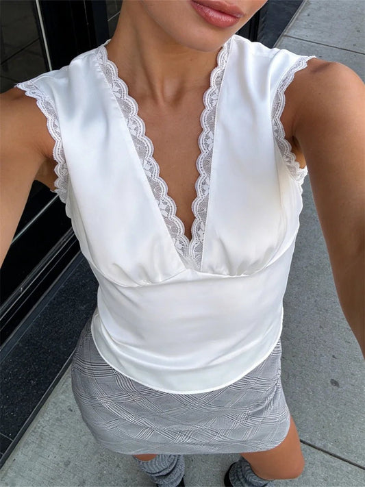 SOKYND Francine Deep Neck Satin Top Topsor1772777205906970610WhiteM