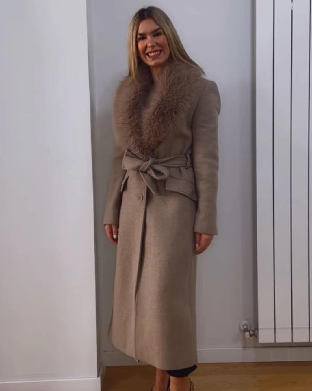 SOKYND Kirsty Faux Fur Collar Maxi Coat Coats & JacketseA1767625273834742875BeigeS