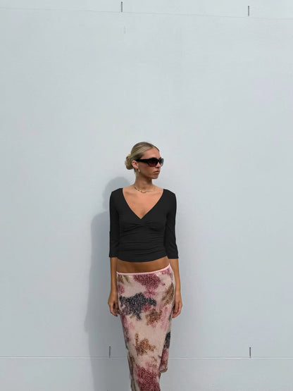 SOKYND Miranda Deep V Midi Sleeve Tee TopsBlackS