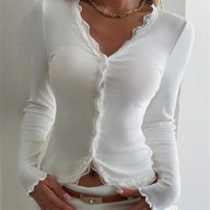 Blusa Nora de canalé con encaje y cuello en V