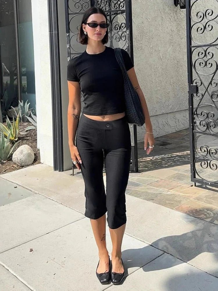 SOKYND Patricia Black Capri Pants BottomsL